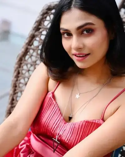 Call Girls Service in Dhrangadhra